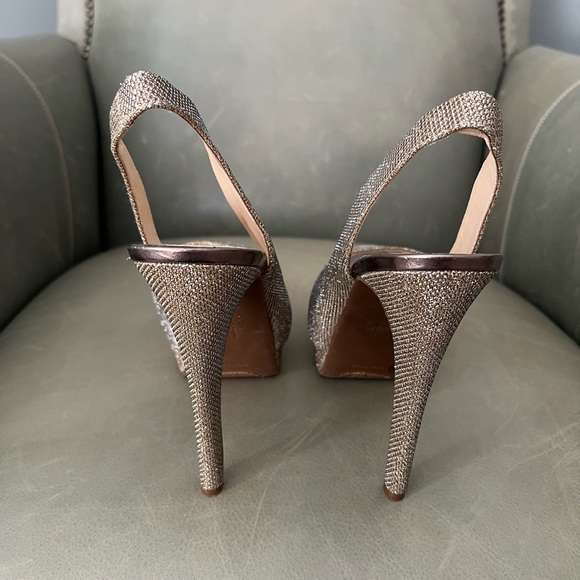 Jessica Simpson Sabella Sparkly Gold Pumps - Picture 6 of 7